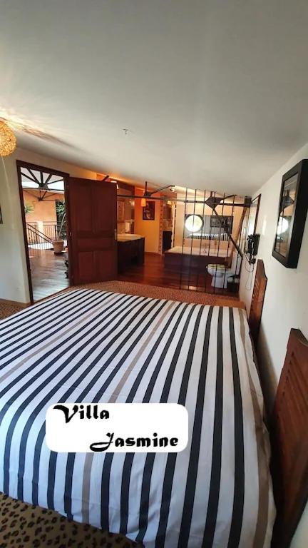 Somptueuse Villa Jasmine Saint-Meen-le-Grand Ngoại thất bức ảnh